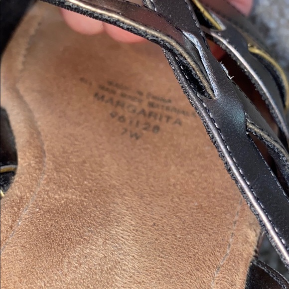 Life Stride Open Toe Sandals - Picture 5 of 5